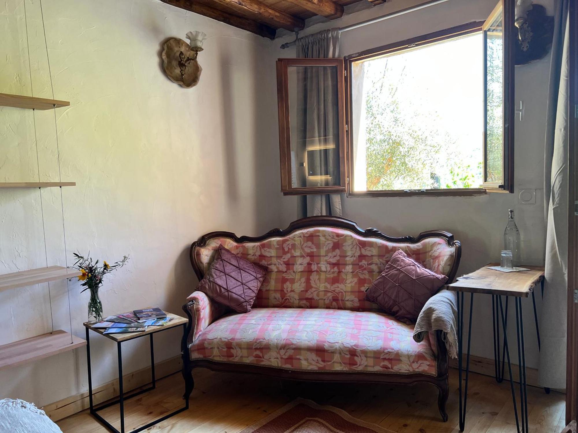 ヴァルローギュ Les Magnels Bed & Breakfast エクステリア 写真