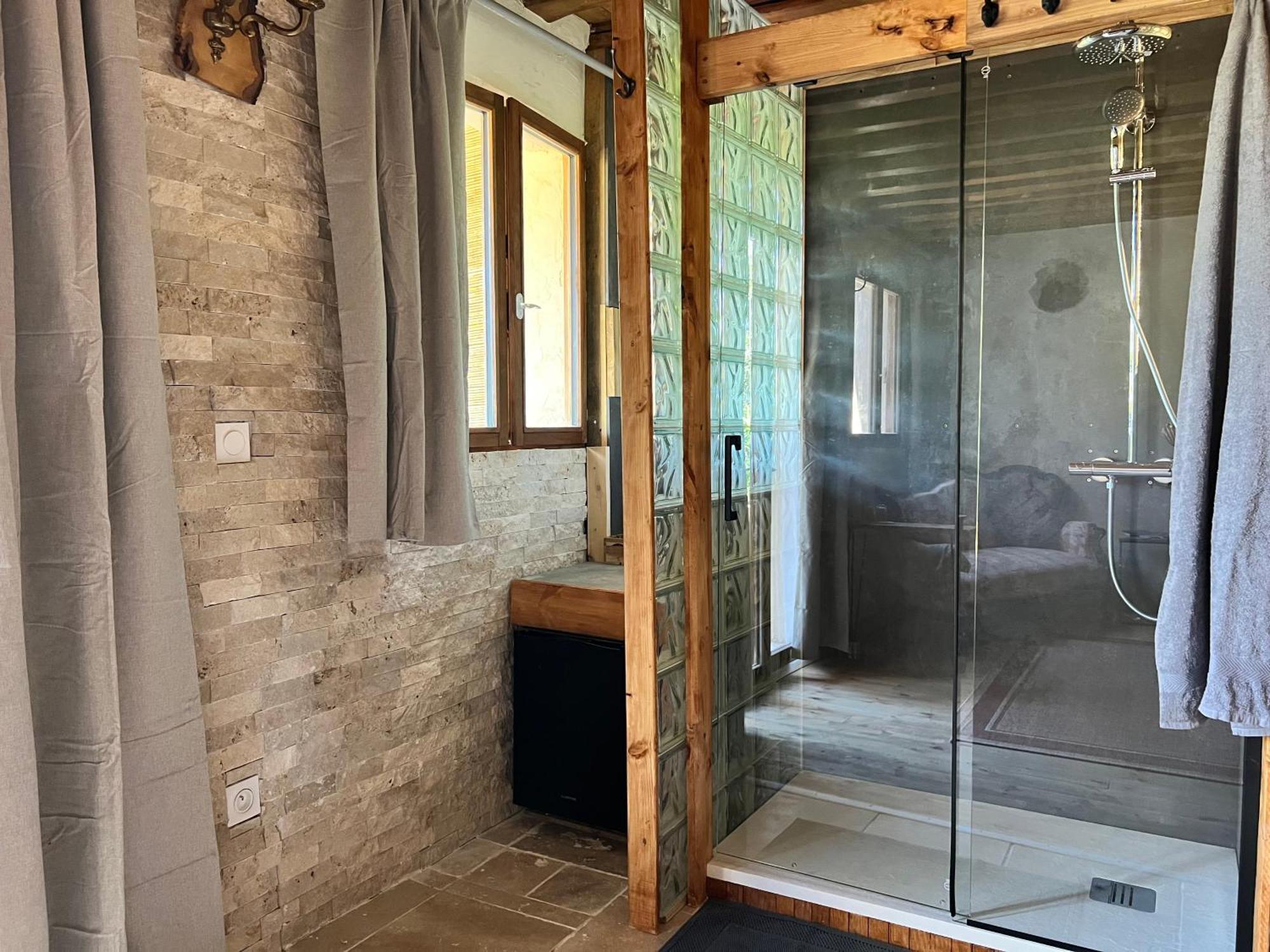 ヴァルローギュ Les Magnels Bed & Breakfast 部屋 写真