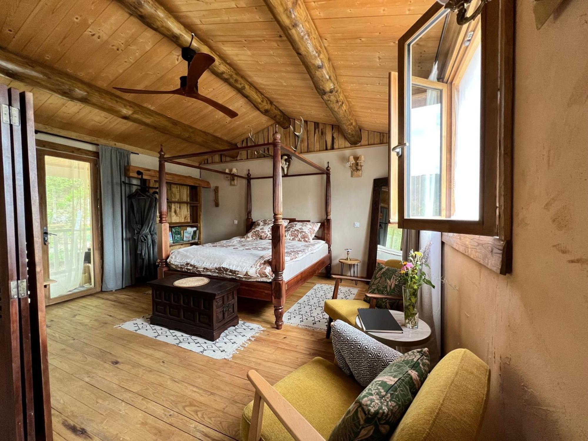 ヴァルローギュ Les Magnels Bed & Breakfast エクステリア 写真